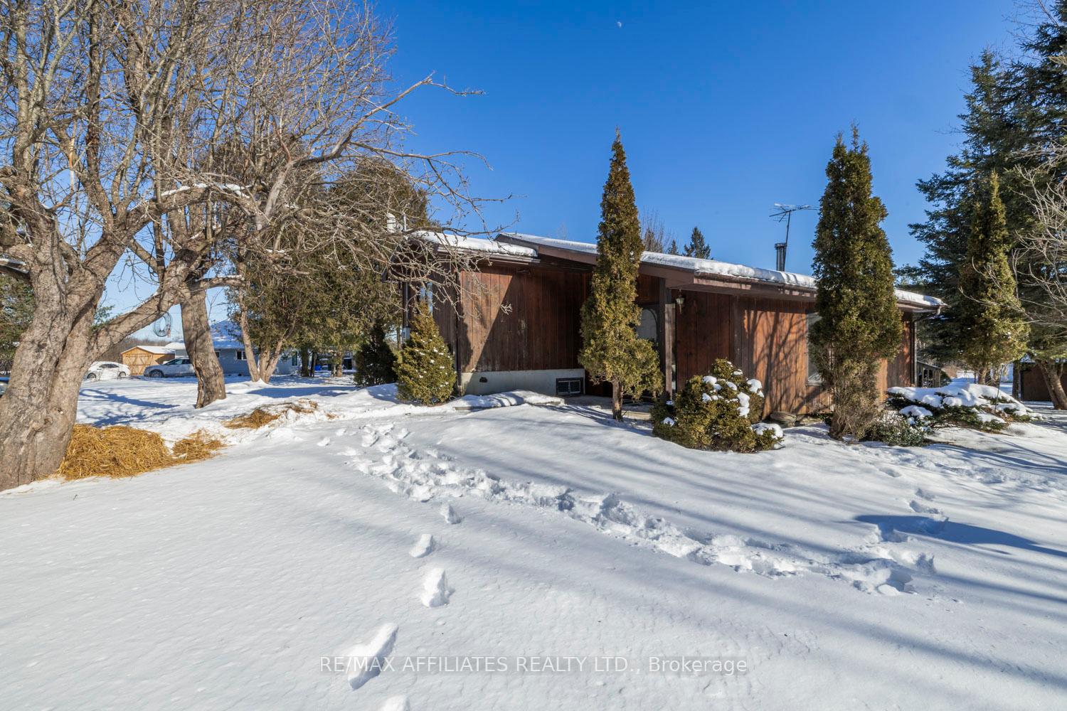 Photo 4 of 2027 6th Line, Beckwith, Beckwith Twp — HOMEH