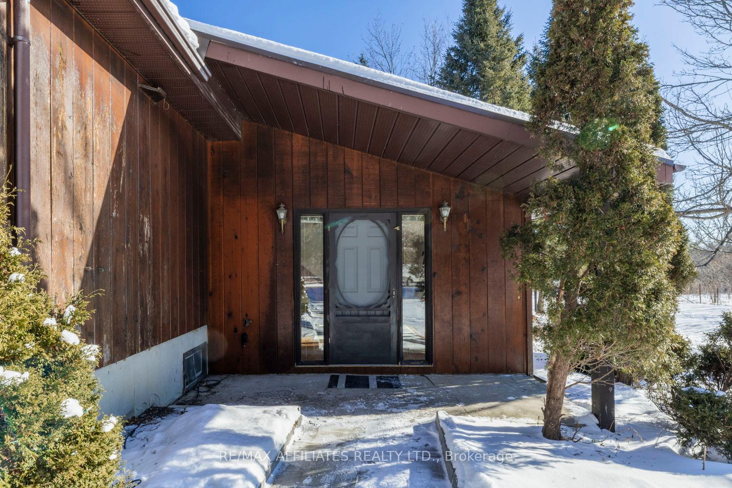 Photo 3 of 2027 6th Line, Beckwith, Beckwith Twp — HOMEH