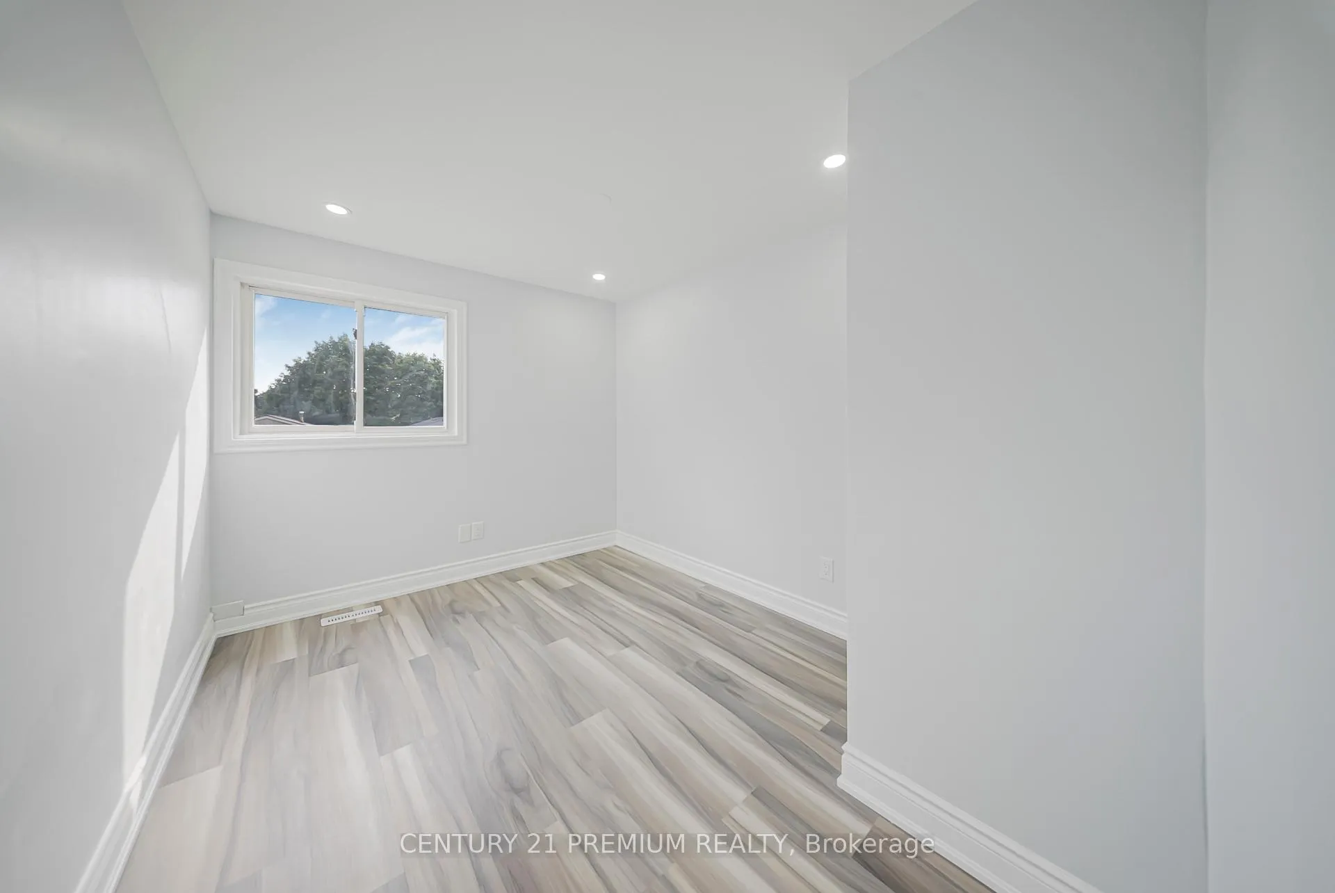 Photo 33 of 3 Garland Court, Brampton, Northgate — HOMEH
