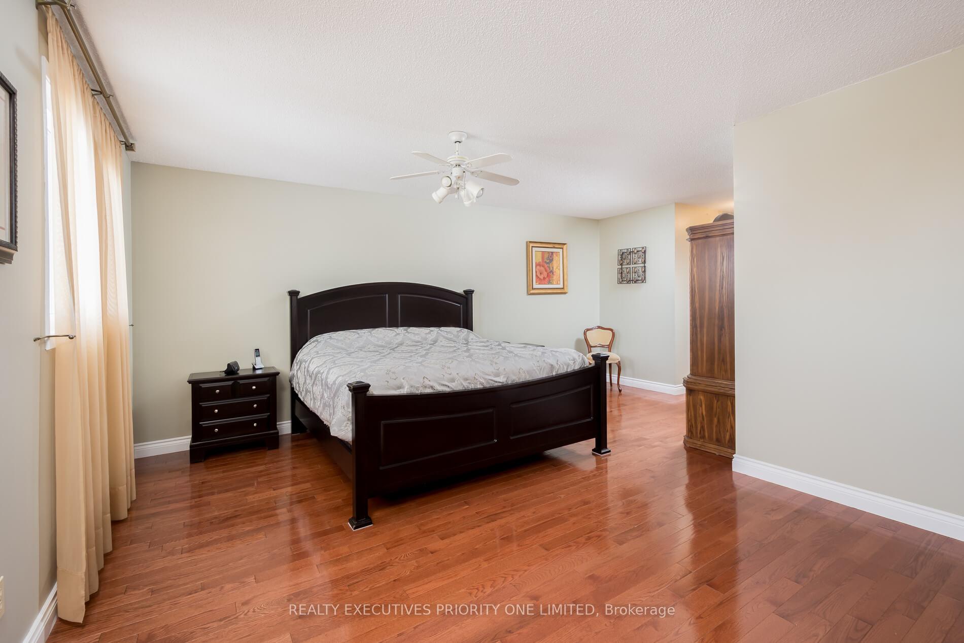 Photo 27 of 104 Lamar Street, Vaughan, Maple — HOMEH
