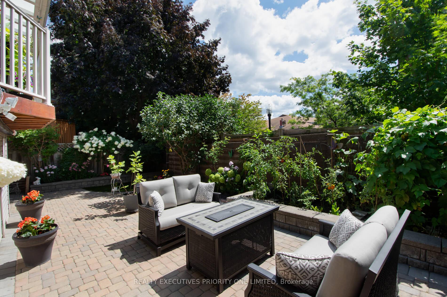 Photo 41 of 104 Lamar Street, Vaughan, Maple — HOMEH