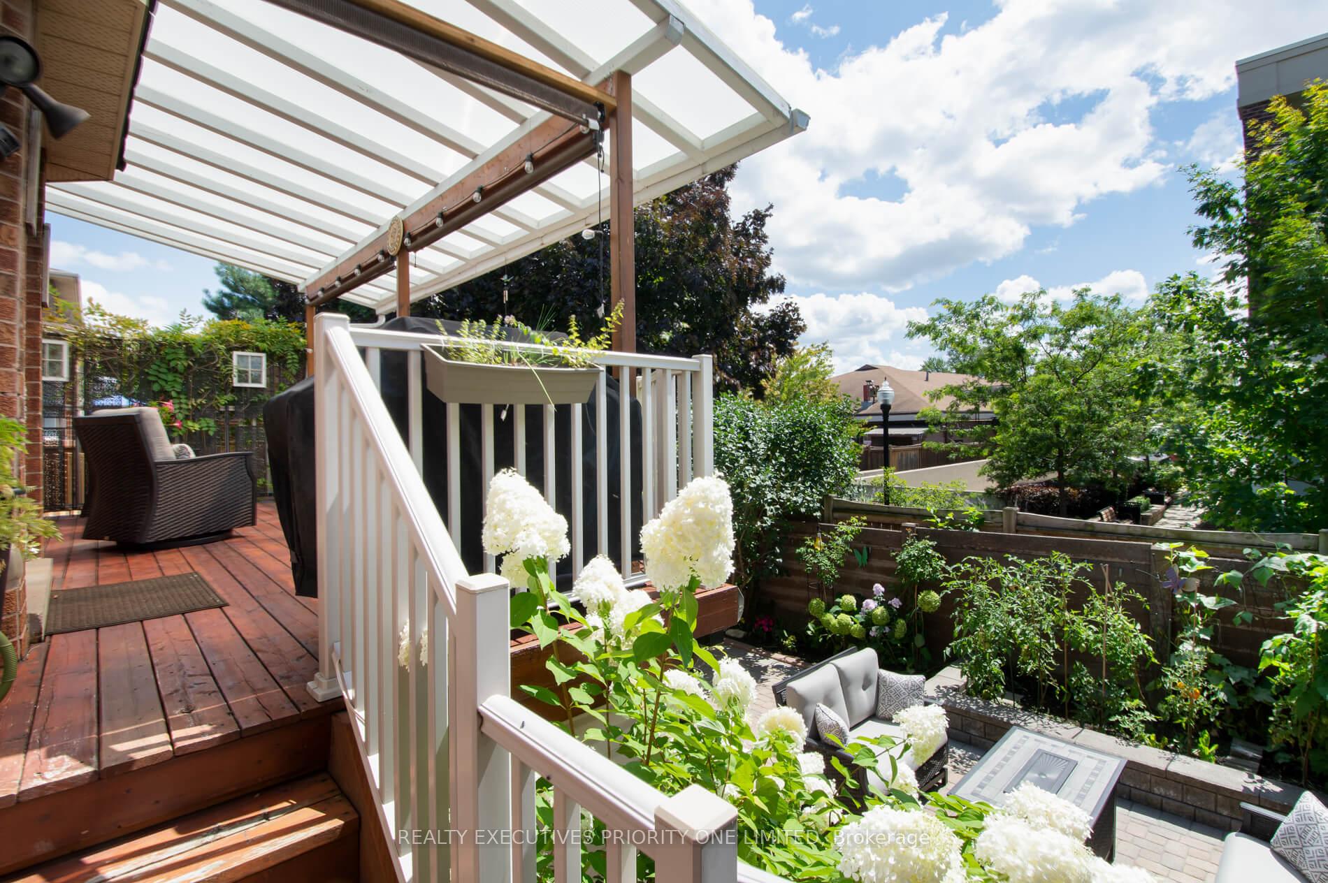 Photo 42 of 104 Lamar Street, Vaughan, Maple — HOMEH