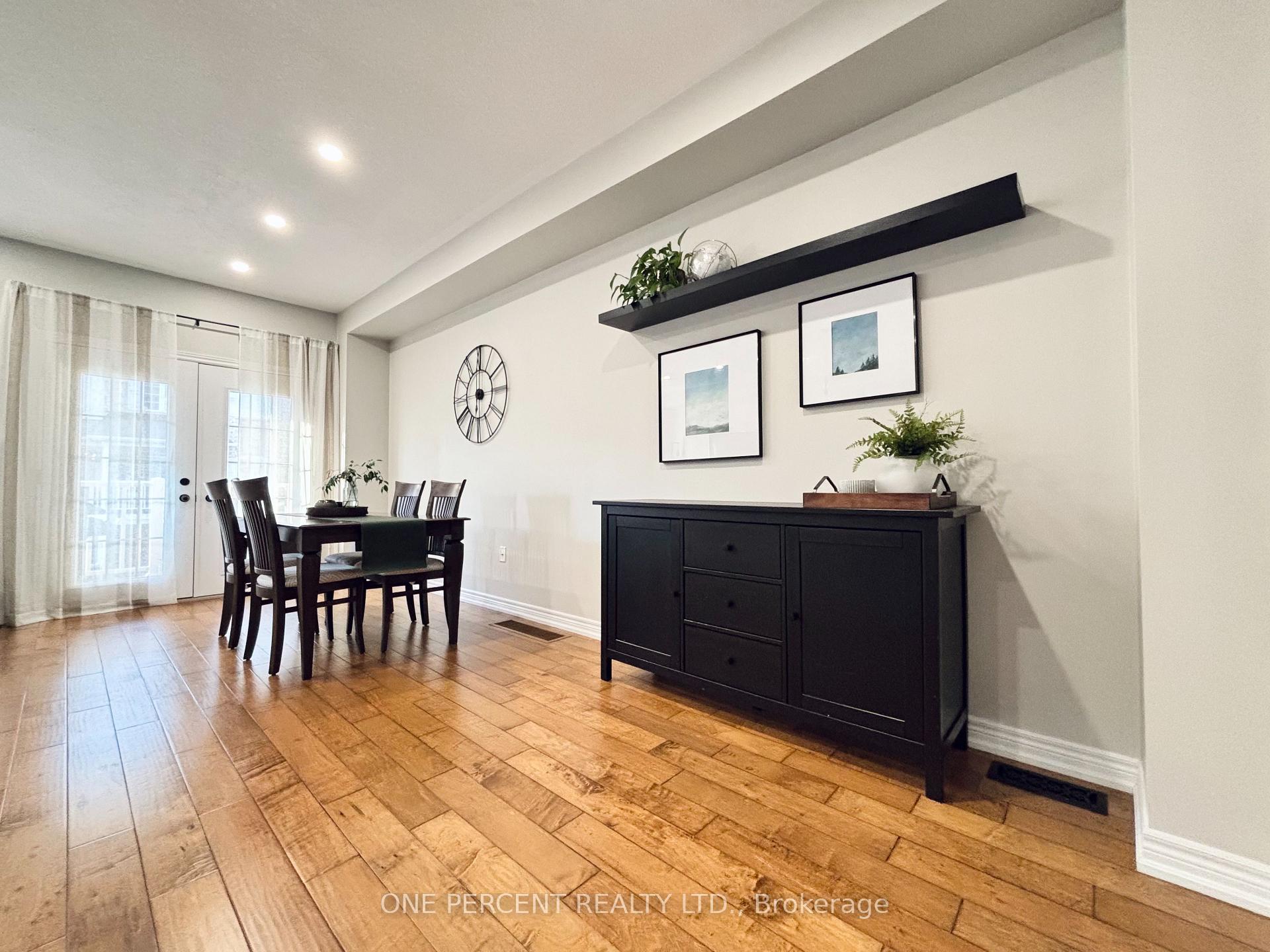 Photo 9 of Unit 21, 54 Nisbet Boulevard, Hamilton, Waterdown — HOMEH
