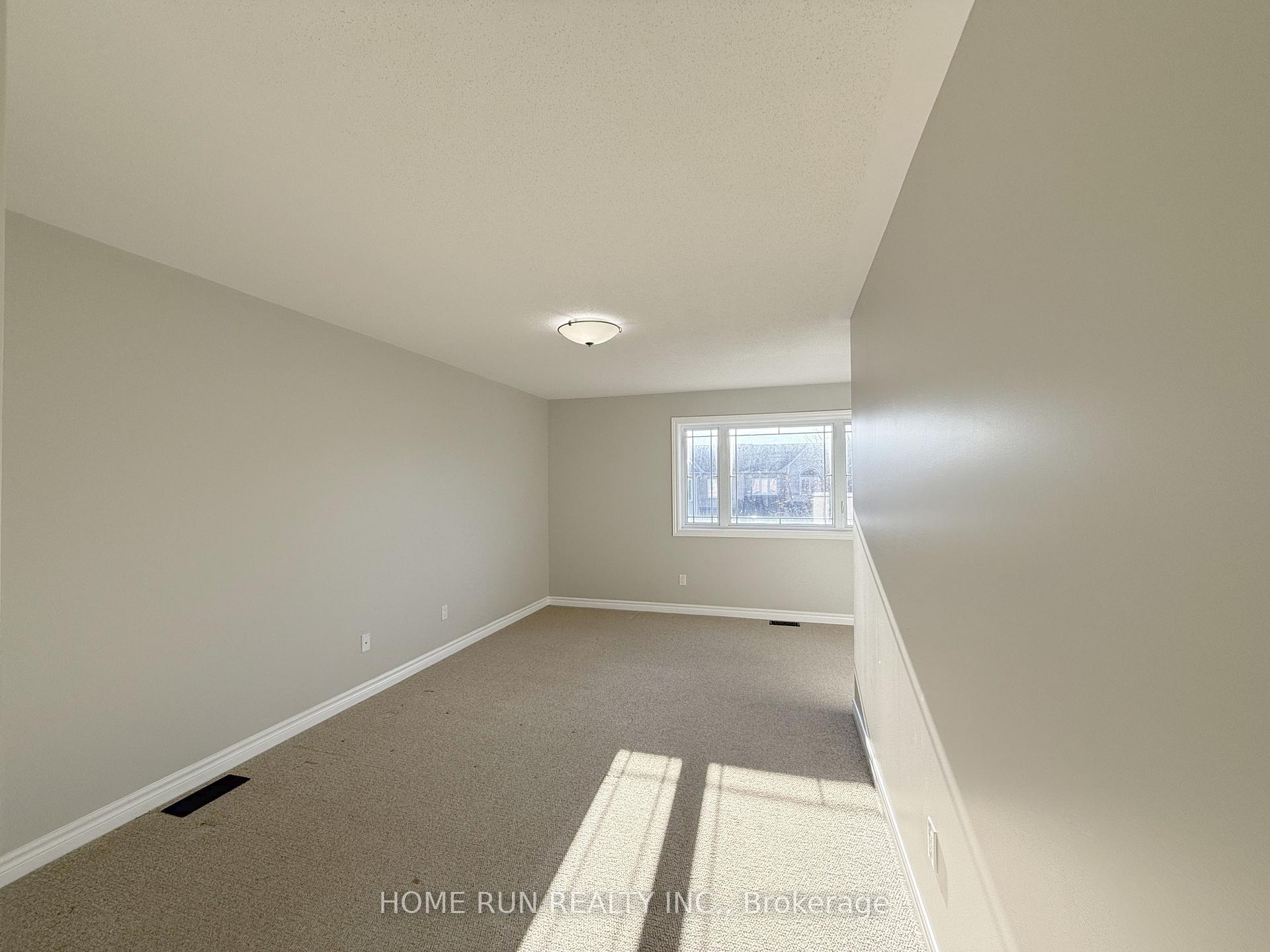 Photo 19 of 334 Foxridge Way, Ottawa, Barrhaven - Strandherd — HOMEH