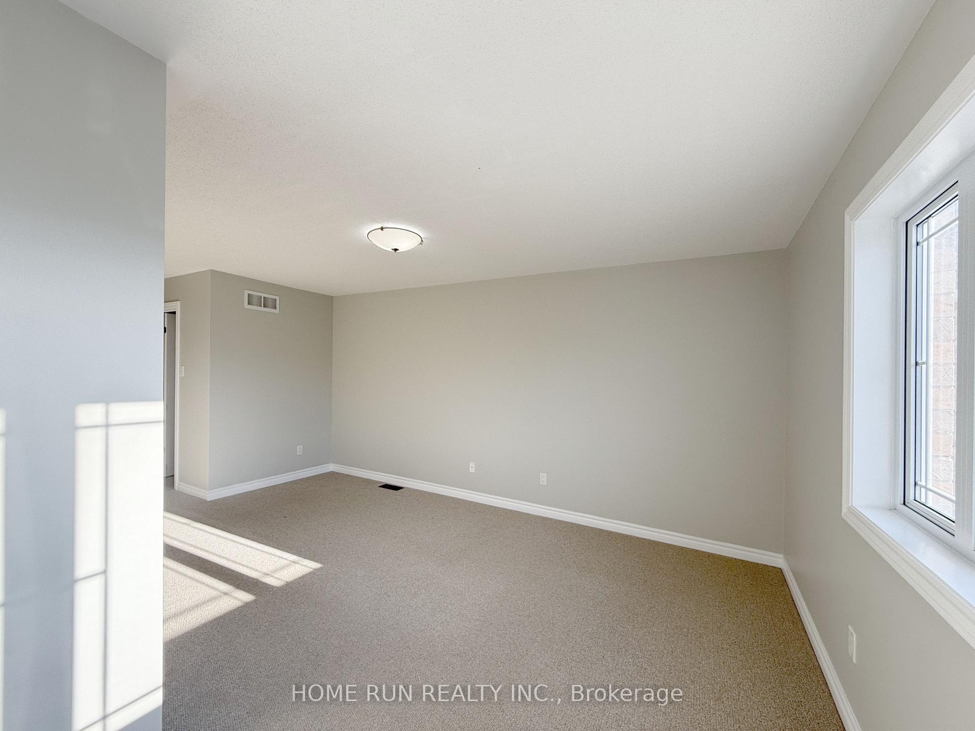 Photo 21 of 334 Foxridge Way, Ottawa, Barrhaven - Strandherd — HOMEH