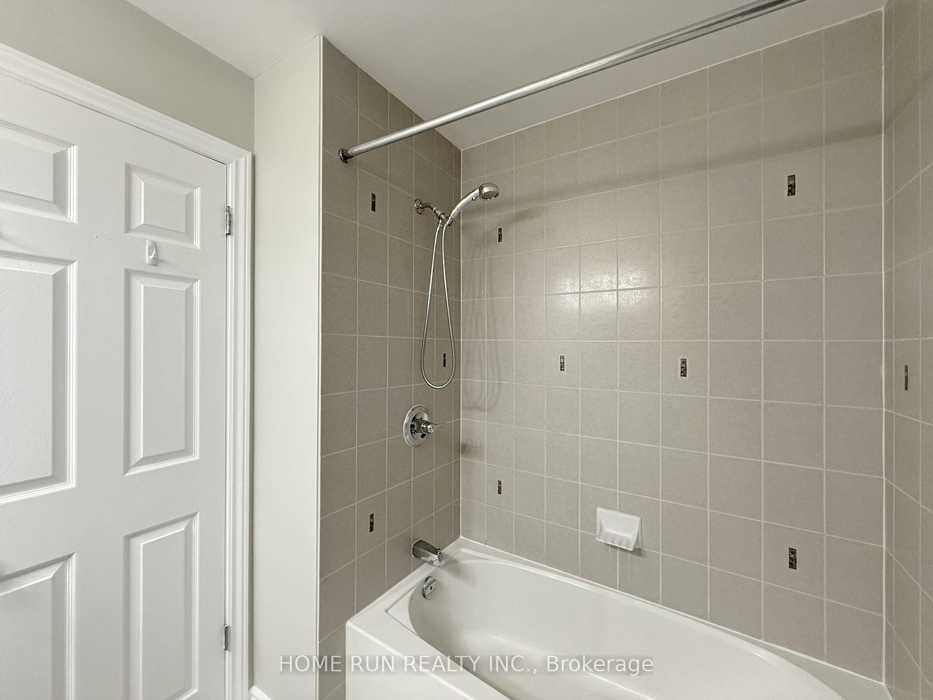Photo 26 of 334 Foxridge Way, Ottawa, Barrhaven - Strandherd — HOMEH