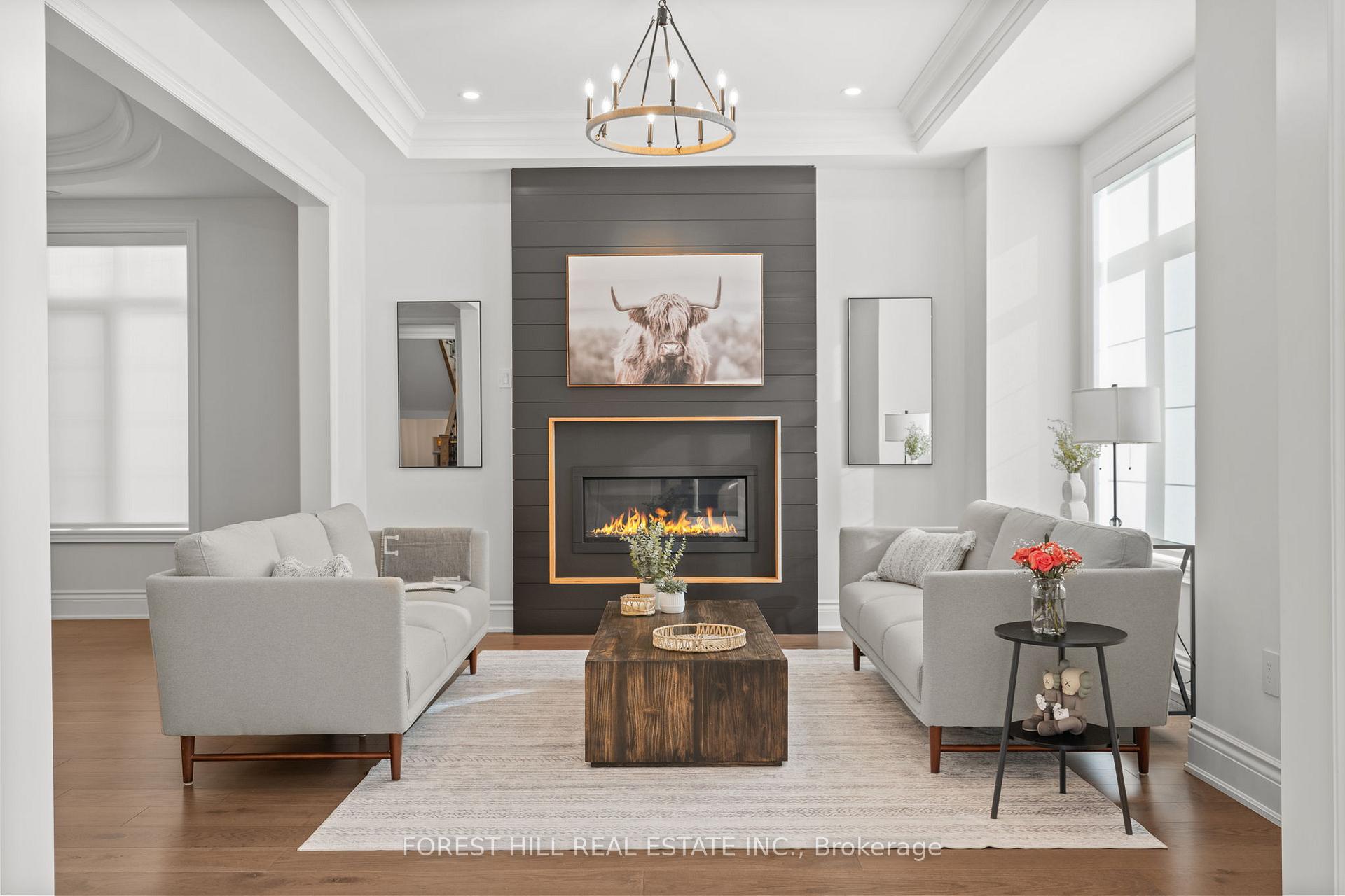 Photo 3 of 108 Lady Jessica Drive, Vaughan, Patterson — HOMEH