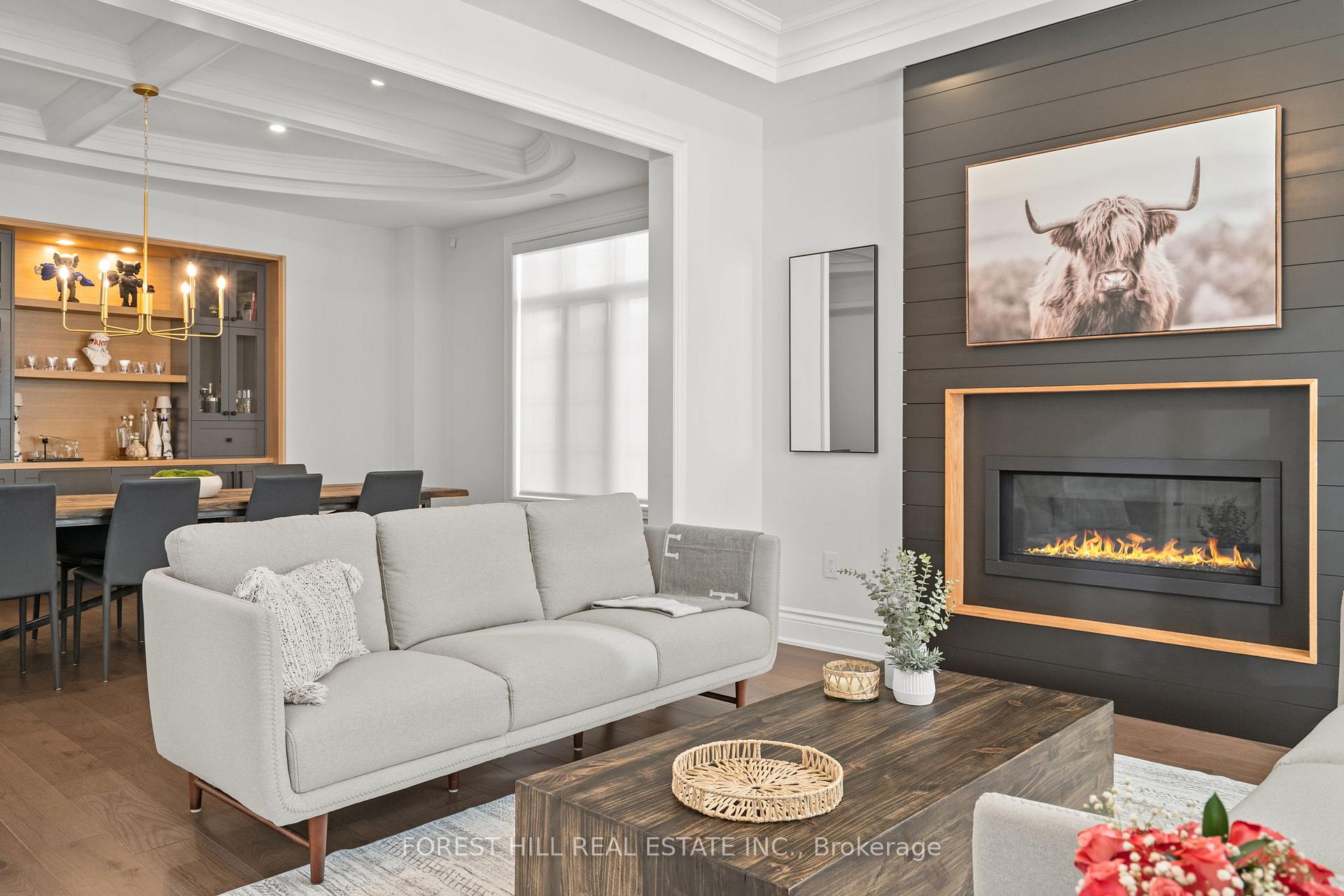 Photo 4 of 108 Lady Jessica Drive, Vaughan, Patterson — HOMEH