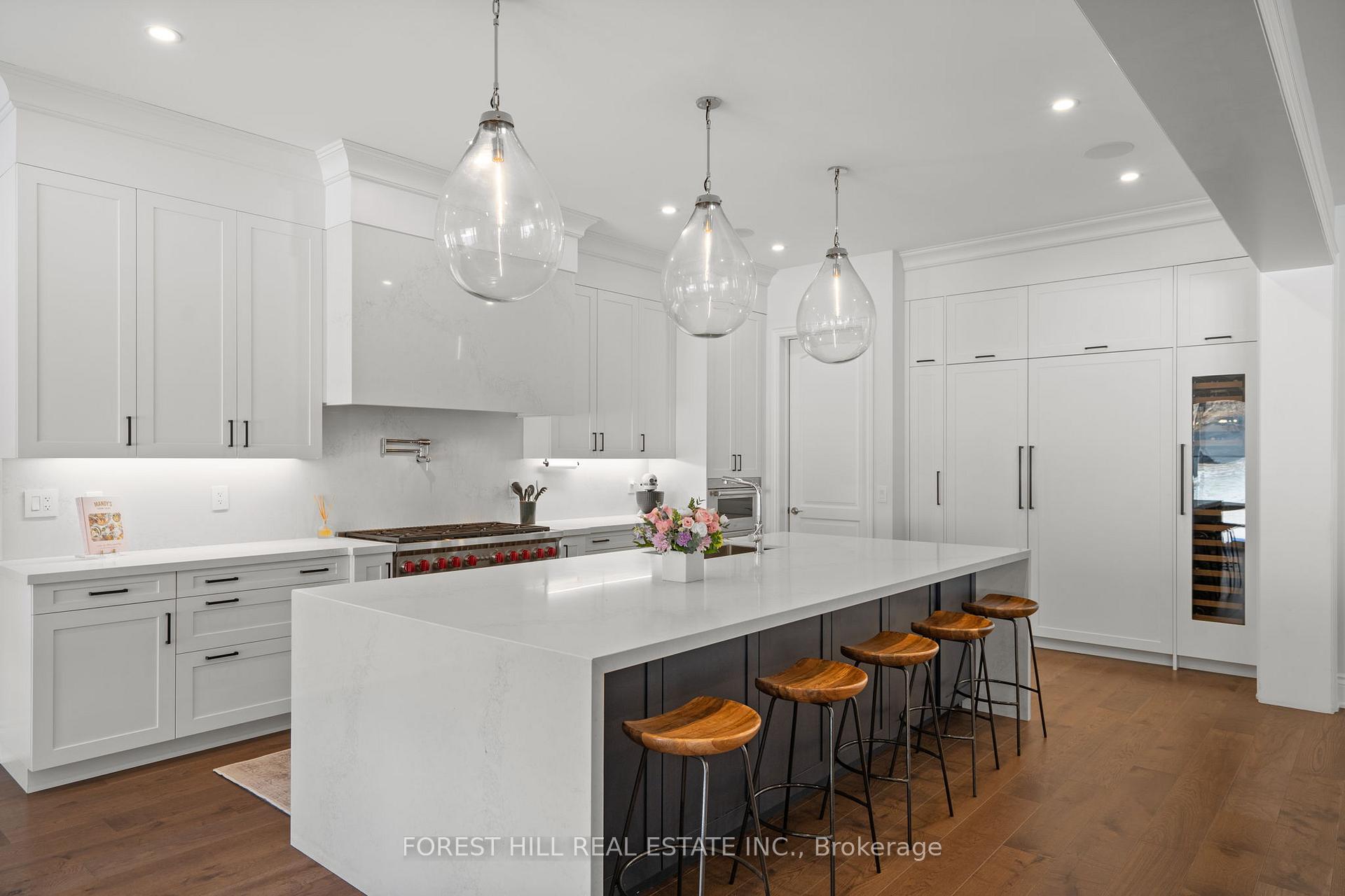 Photo 11 of 108 Lady Jessica Drive, Vaughan, Patterson — HOMEH