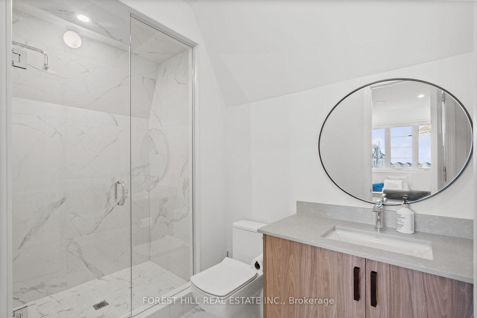 Photo 30 of 108 Lady Jessica Drive, Vaughan, Patterson — HOMEH