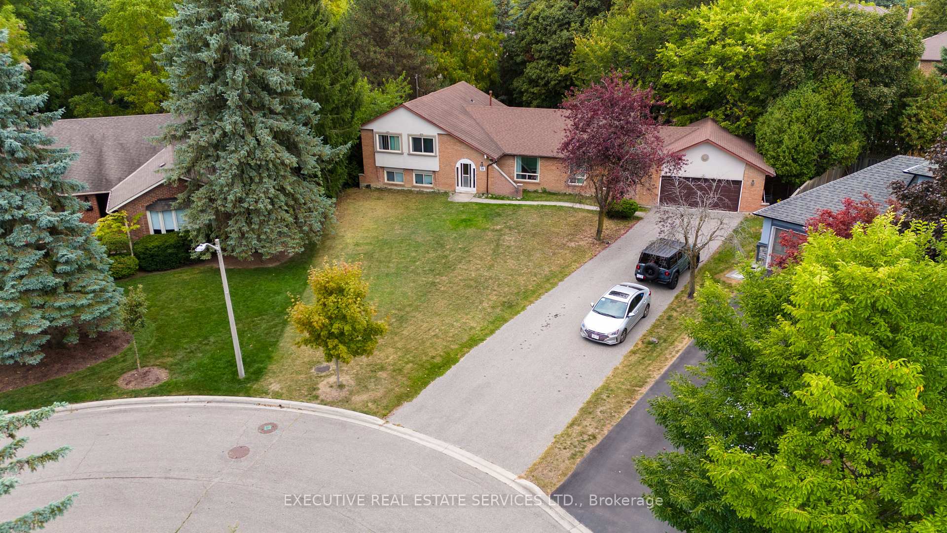 Photo 5 of 26 Wadsworth Circle, Brampton, Snelgrove — HOMEH