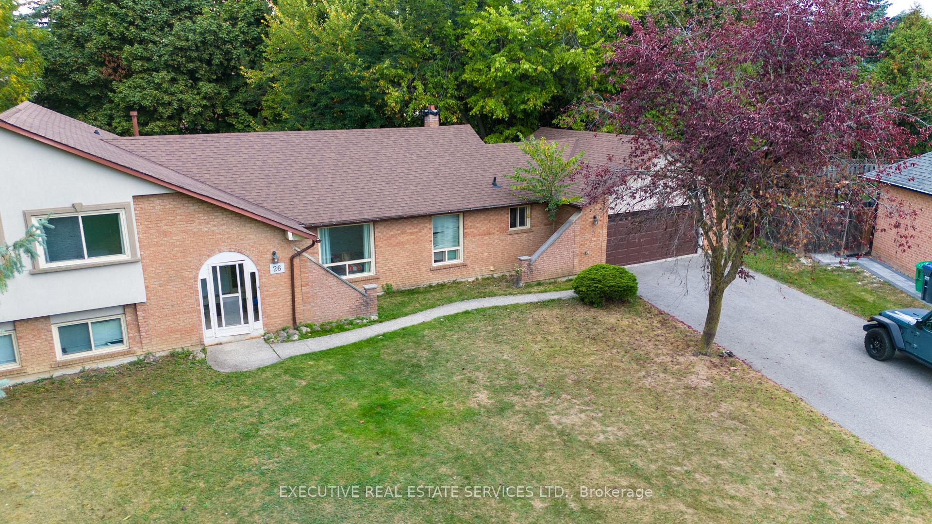 Photo 11 of 26 Wadsworth Circle, Brampton, Snelgrove — HOMEH