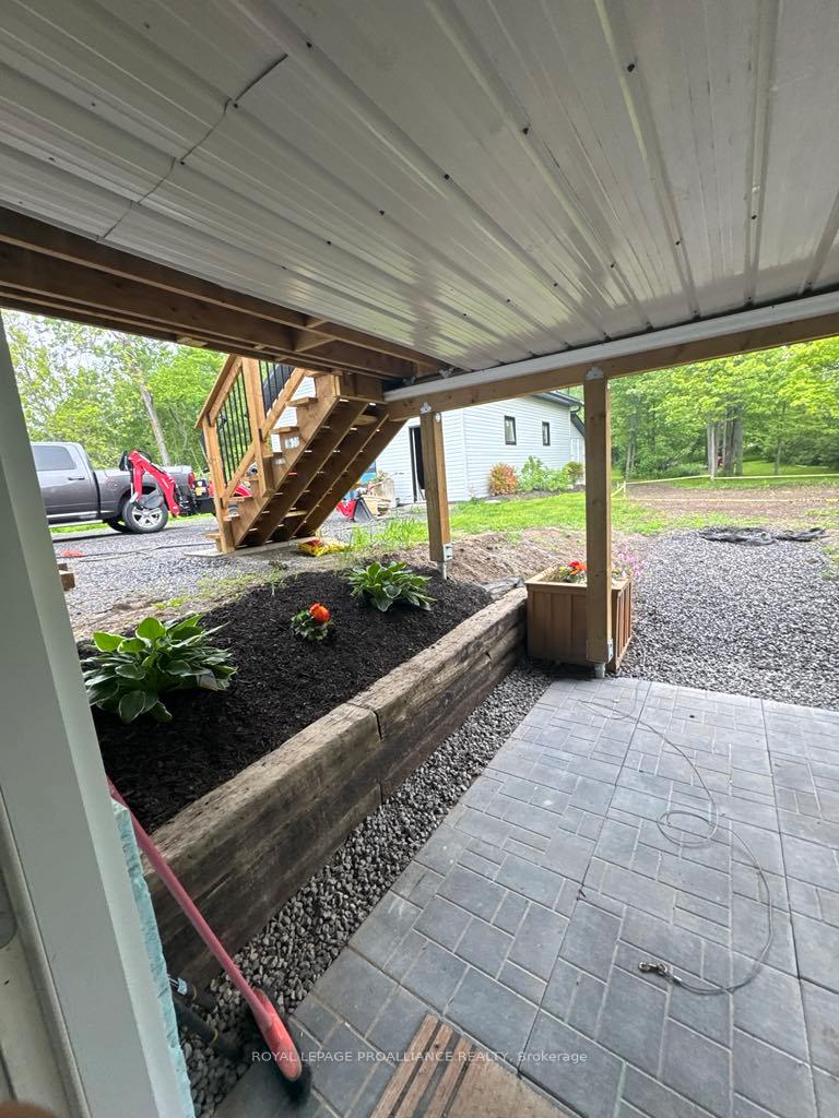 Photo 3 of 22 Butler Street W, Brighton — HOMEH