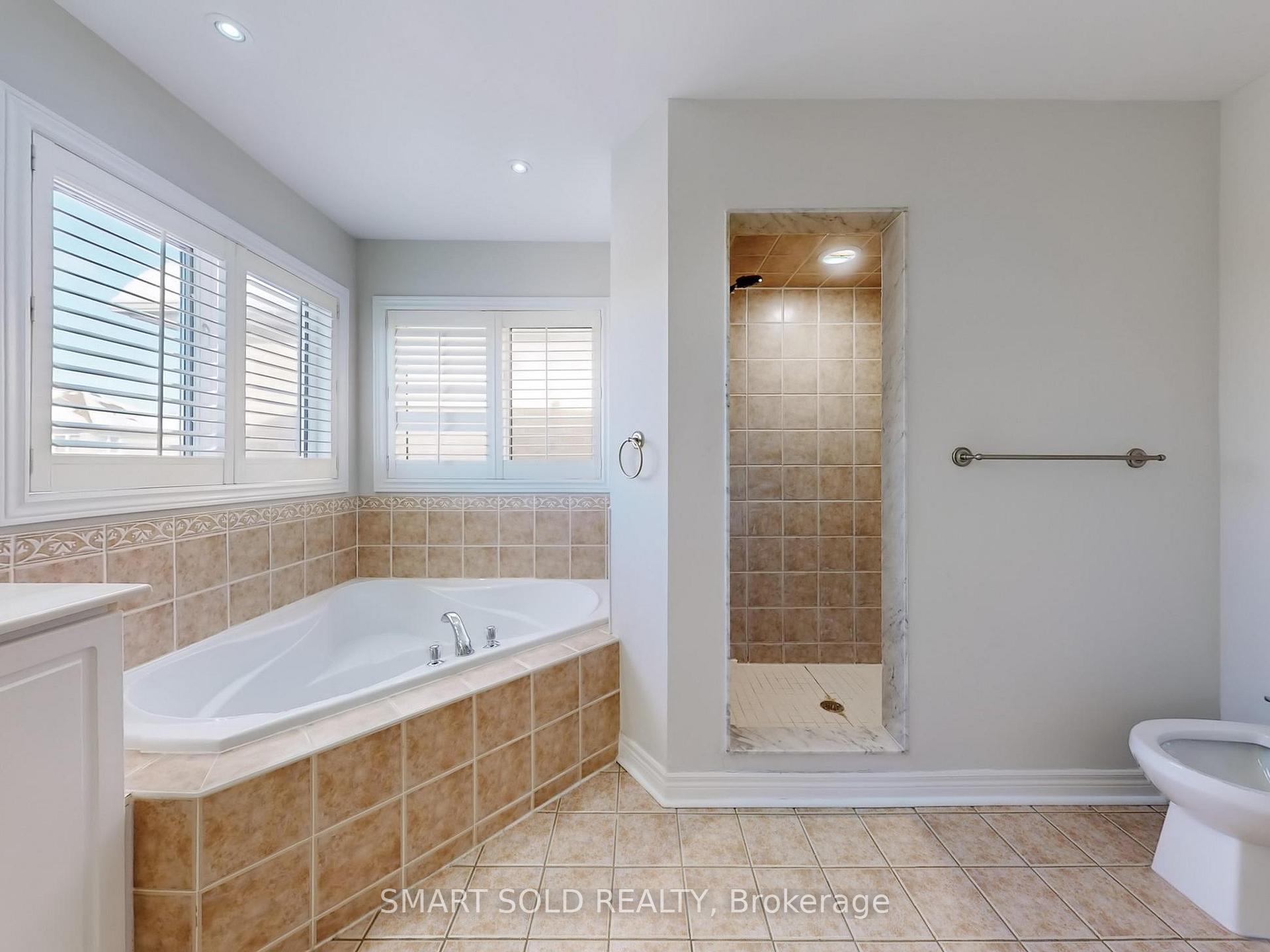 Photo 17 of 20 Sgotto Boulevard, Vaughan, Sonoma Heights — HOMEH