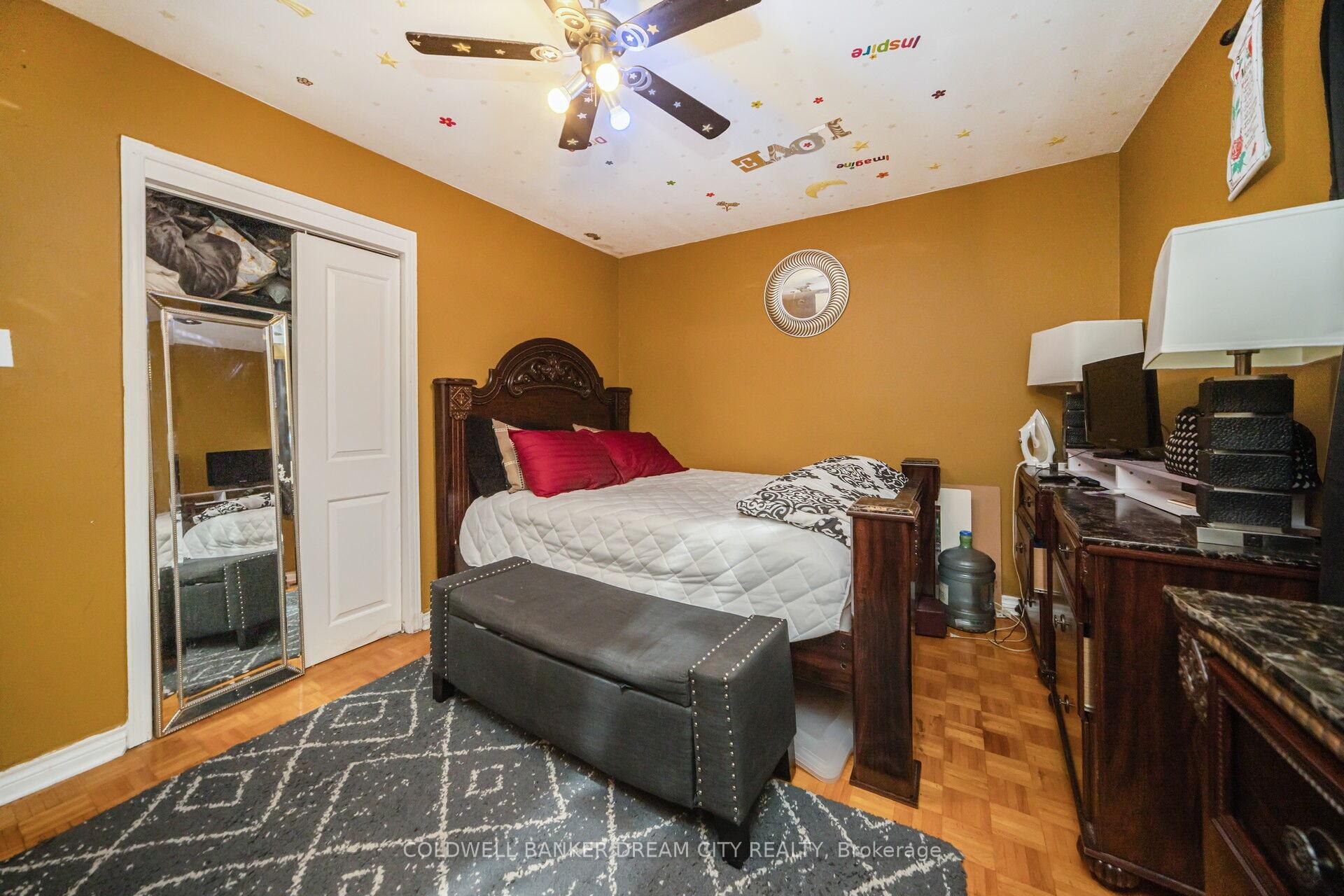 Photo 10 of (Upper) B - 17 Hillcrest Avenue, Brampton, Queen Street Corridor — HOMEH