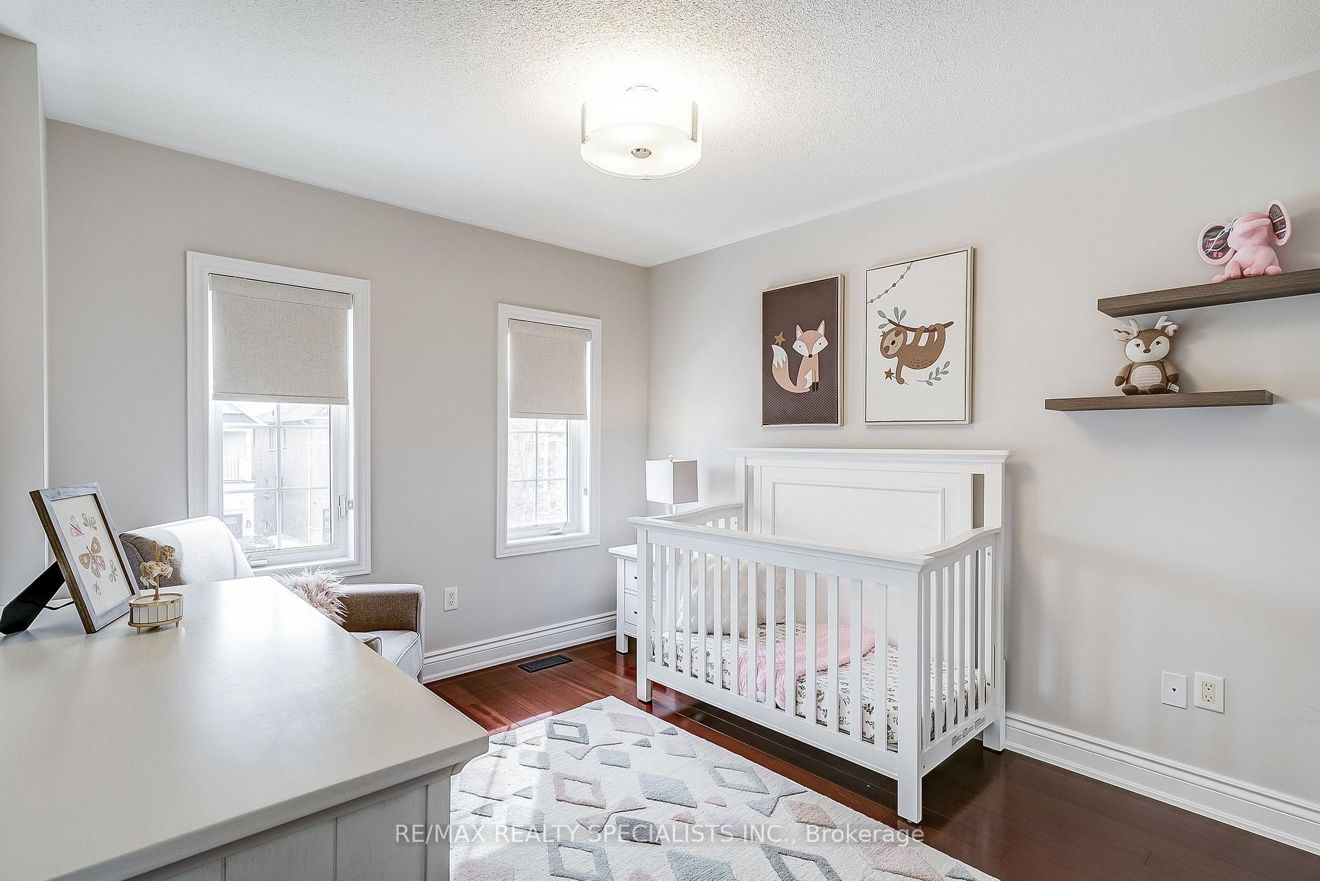 Photo 20 of 60 Canyon Gate Crescent, Vaughan, Rural Vaughan — HOMEH
