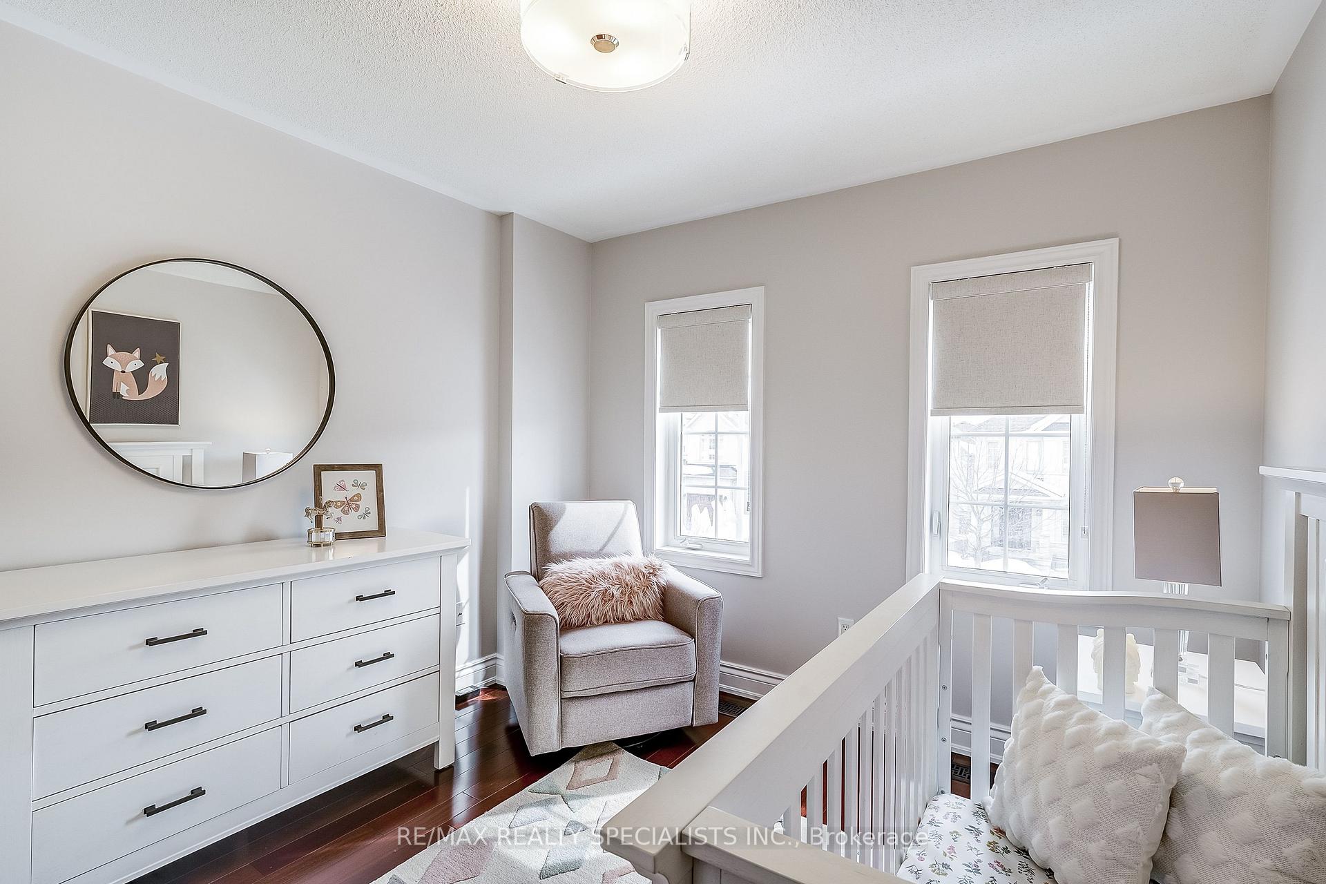 Photo 21 of 60 Canyon Gate Crescent, Vaughan, Rural Vaughan — HOMEH