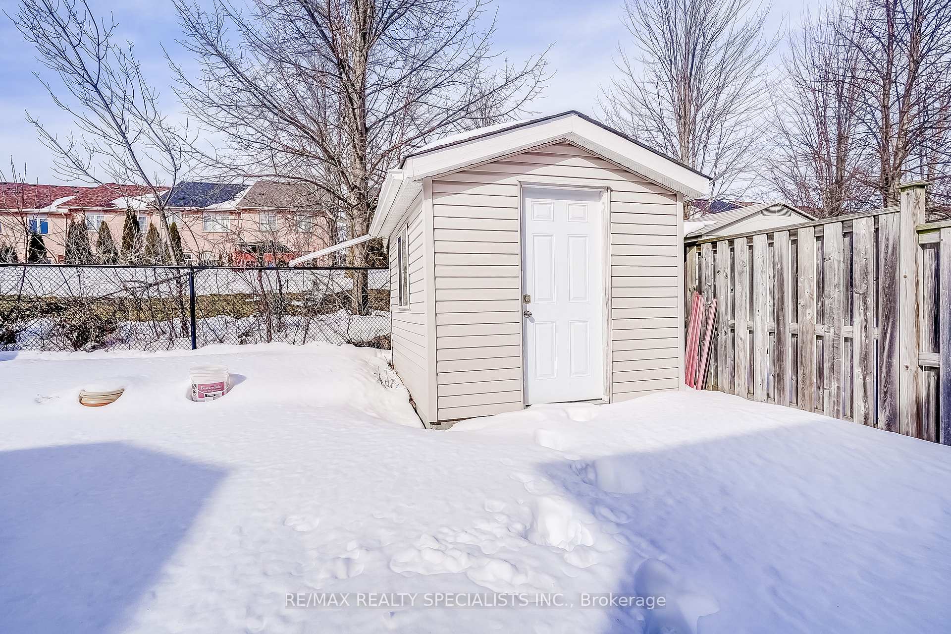 Photo 41 of 60 Canyon Gate Crescent, Vaughan, Rural Vaughan — HOMEH