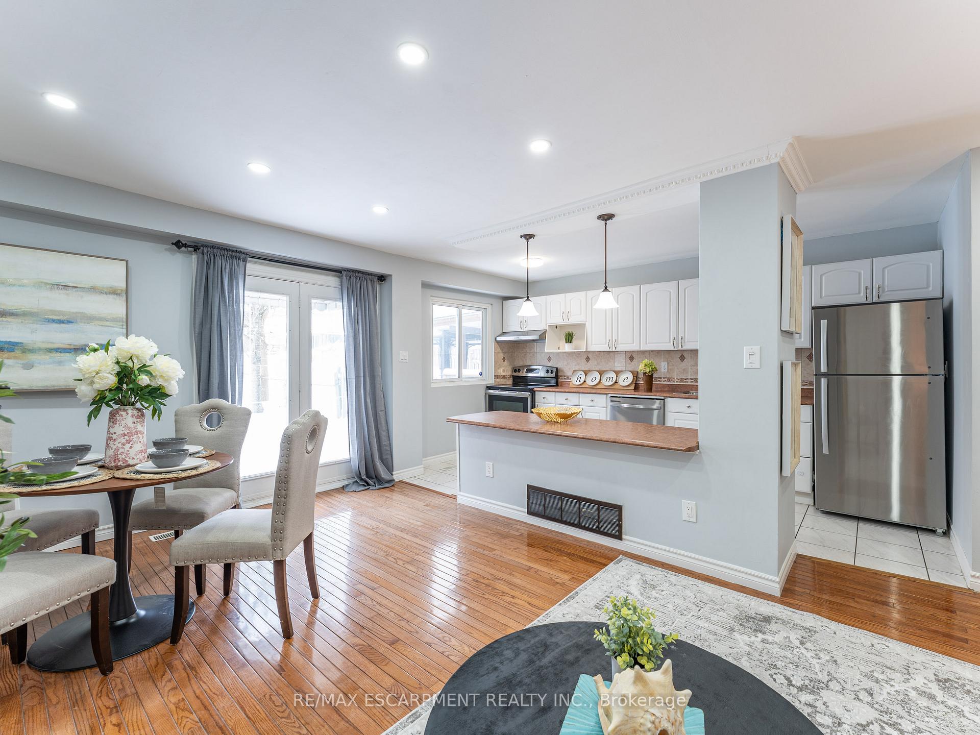 Photo 6 of 68 Gledhill Crescent, Hamilton, Gourley — HOMEH