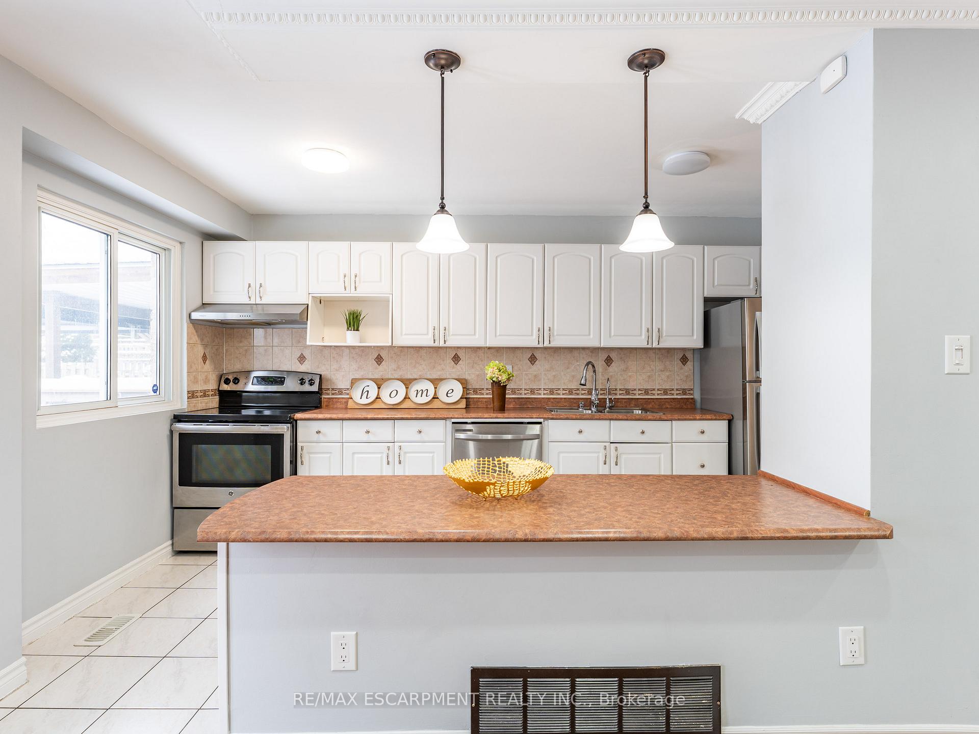 Photo 7 of 68 Gledhill Crescent, Hamilton, Gourley — HOMEH