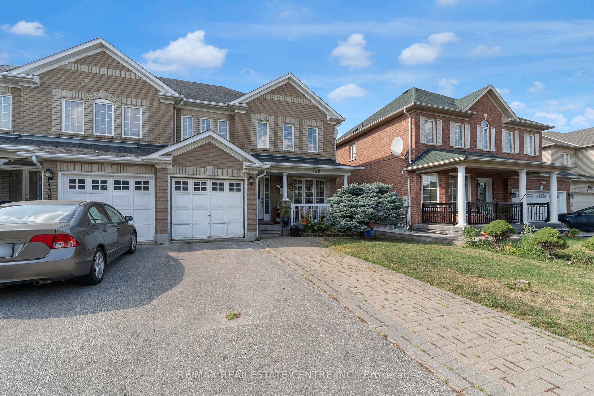 Photo 2 of 140 Saintsbury Crescent, Brampton, Sandringham-Wellington — HOMEH
