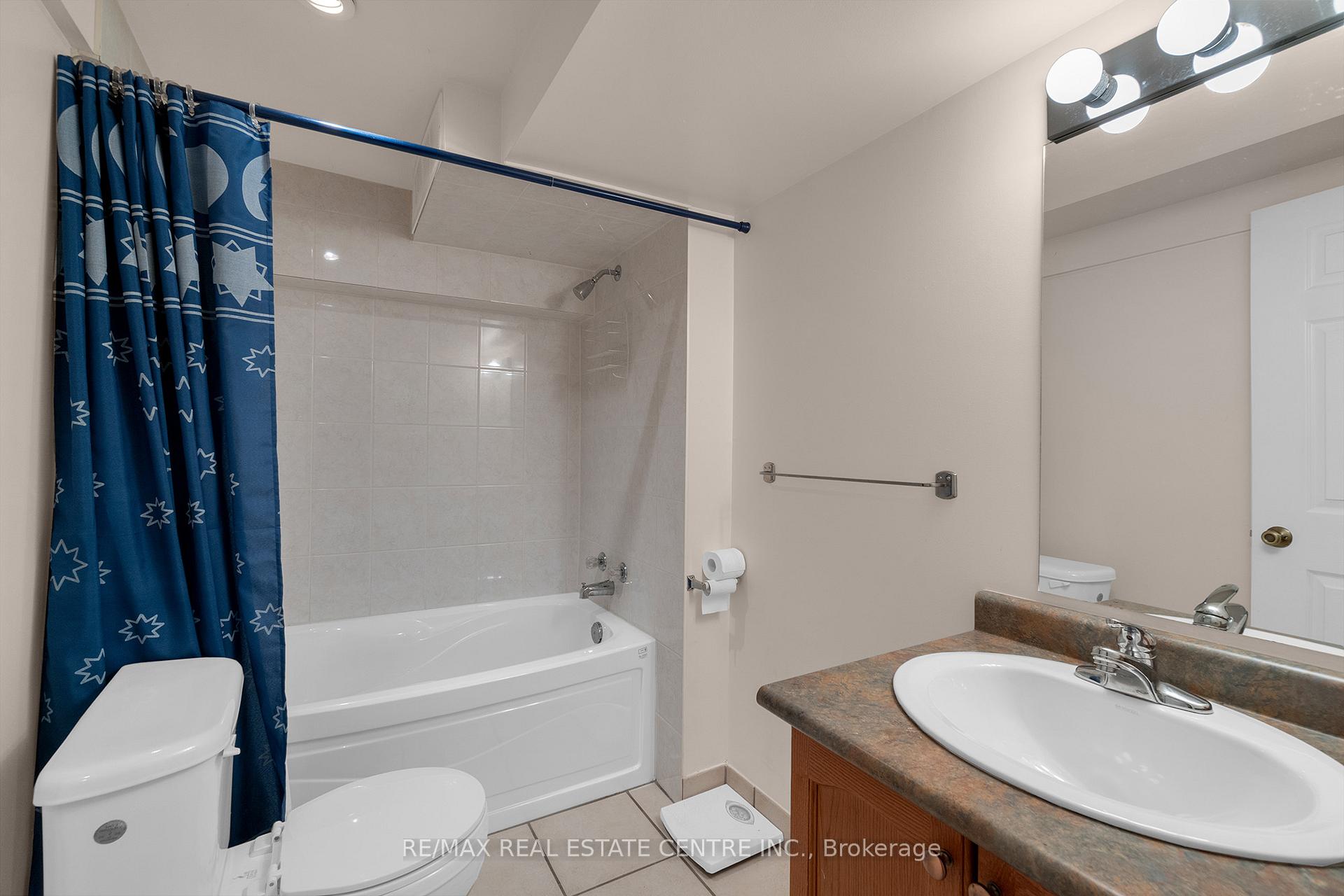 Photo 25 of 140 Saintsbury Crescent, Brampton, Sandringham-Wellington — HOMEH