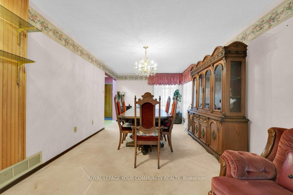 Photo 17 of 16 Mcclintock Crescent, Vaughan, Lakeview Estates — HOMEH