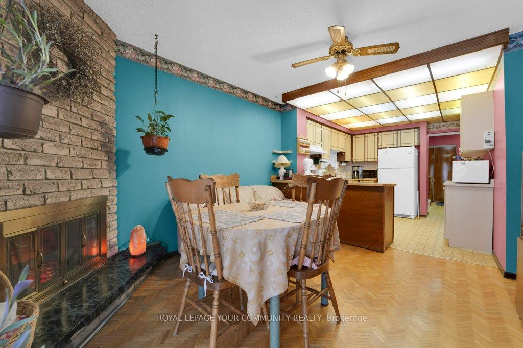 Photo 23 of 16 Mcclintock Crescent, Vaughan, Lakeview Estates — HOMEH