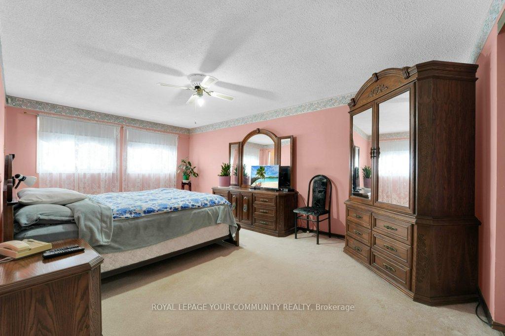 Photo 27 of 16 Mcclintock Crescent, Vaughan, Lakeview Estates — HOMEH