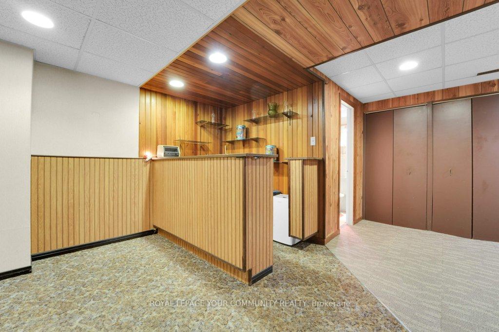 Photo 38 of 16 Mcclintock Crescent, Vaughan, Lakeview Estates — HOMEH