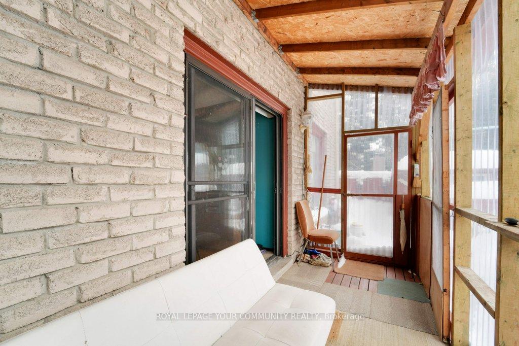 Photo 46 of 16 Mcclintock Crescent, Vaughan, Lakeview Estates — HOMEH