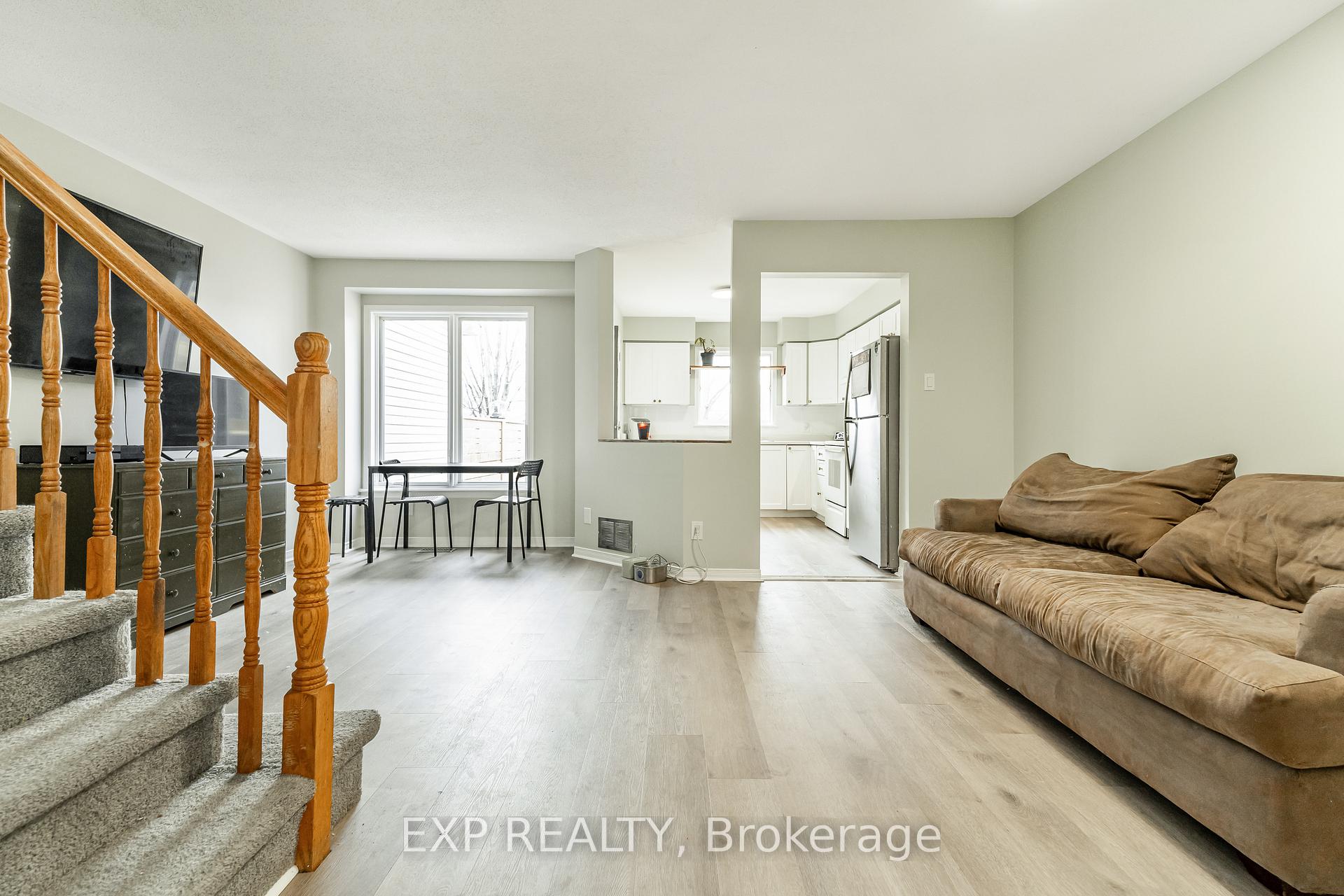 Photo 8 of 99 Locheland Crescent, Ottawa, Barrhaven East — HOMEH