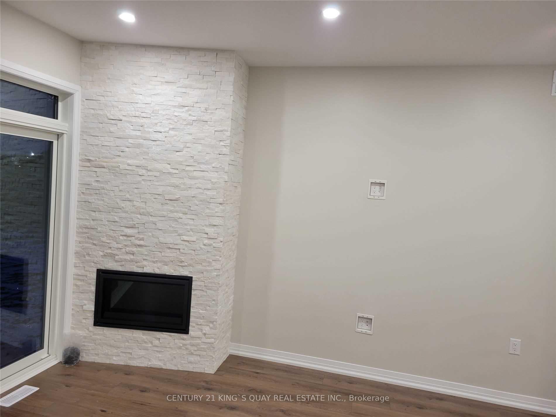 Photo 7 of Unit Main Fl, 114 Centre Street, Belleville, Belleville Ward — HOMEH