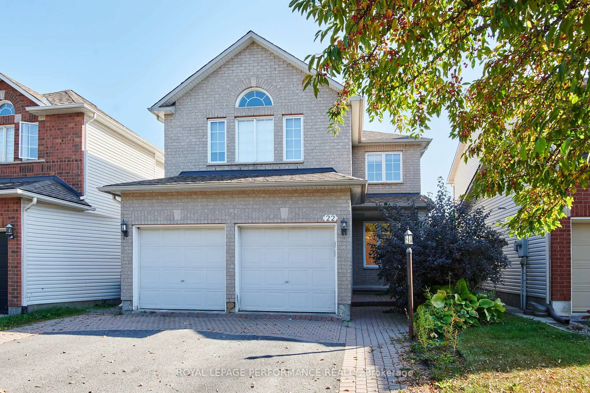 Photo 1 of 22 Mountain Ash Drive, Ottawa, Barrhaven East — HOMEH