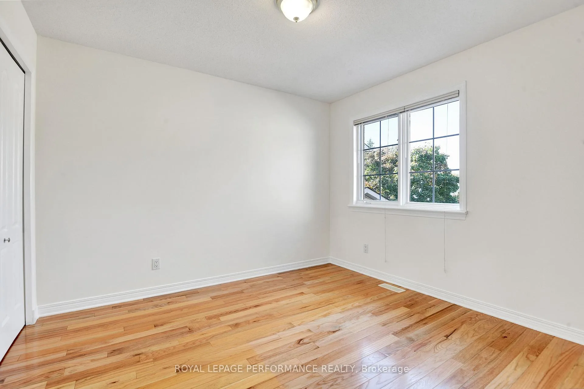 Photo 21 of 22 Mountain Ash Drive, Ottawa, Barrhaven East — HOMEH