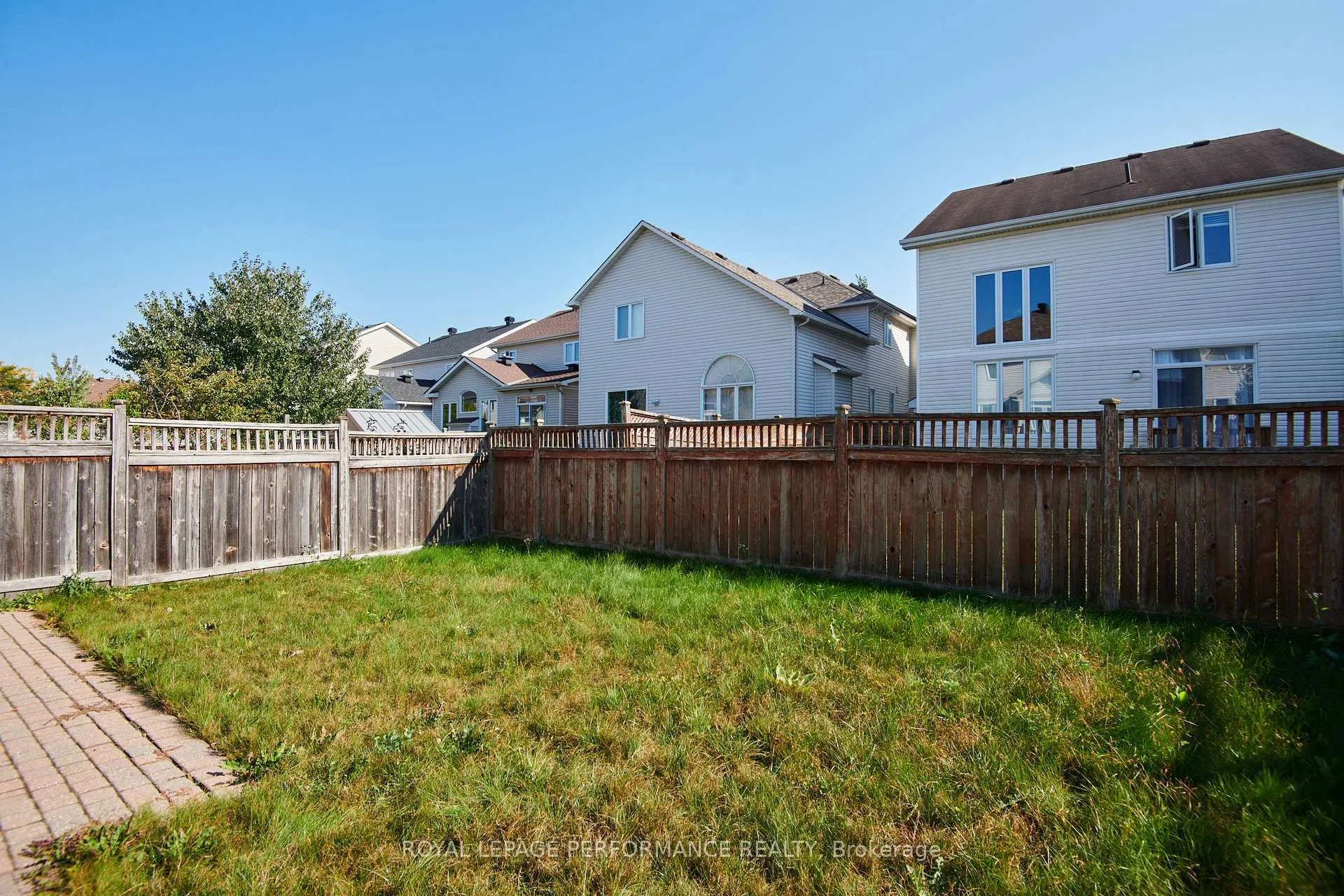 Photo 33 of 22 Mountain Ash Drive, Ottawa, Barrhaven East — HOMEH