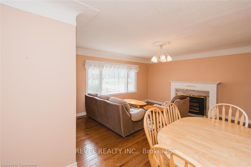 Photo 5 of 13 New Mountain Road, Hamilton, Stoney Creek — HOMEH