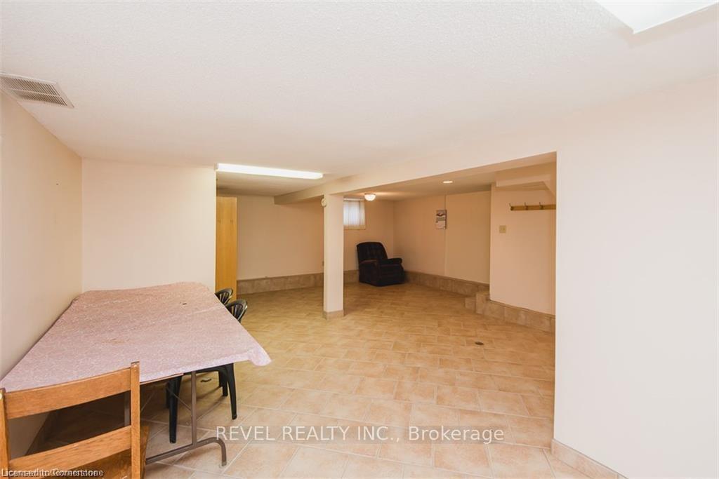 Photo 12 of 13 New Mountain Road, Hamilton, Stoney Creek — HOMEH