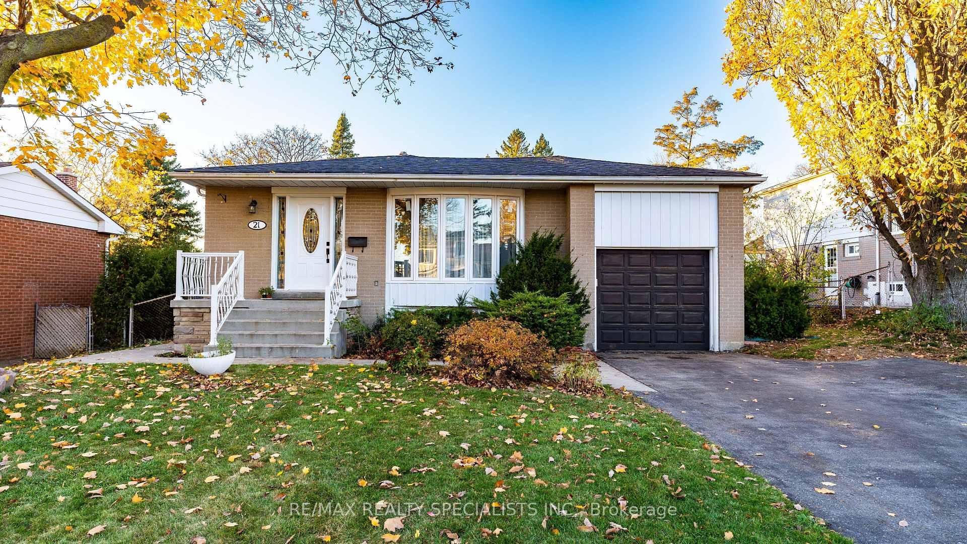 Photo 28 of 21 Parkend Avenue, Brampton, Brampton South — HOMEH