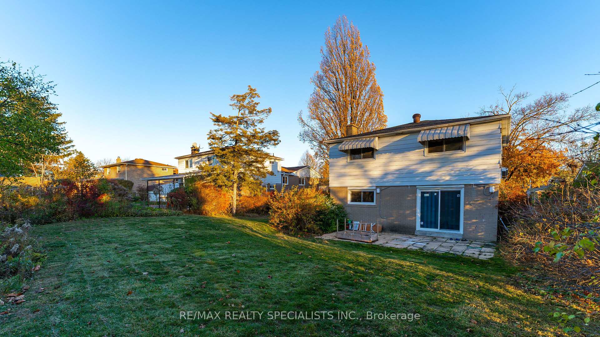 Photo 27 of 21 Parkend Avenue, Brampton, Brampton South — HOMEH