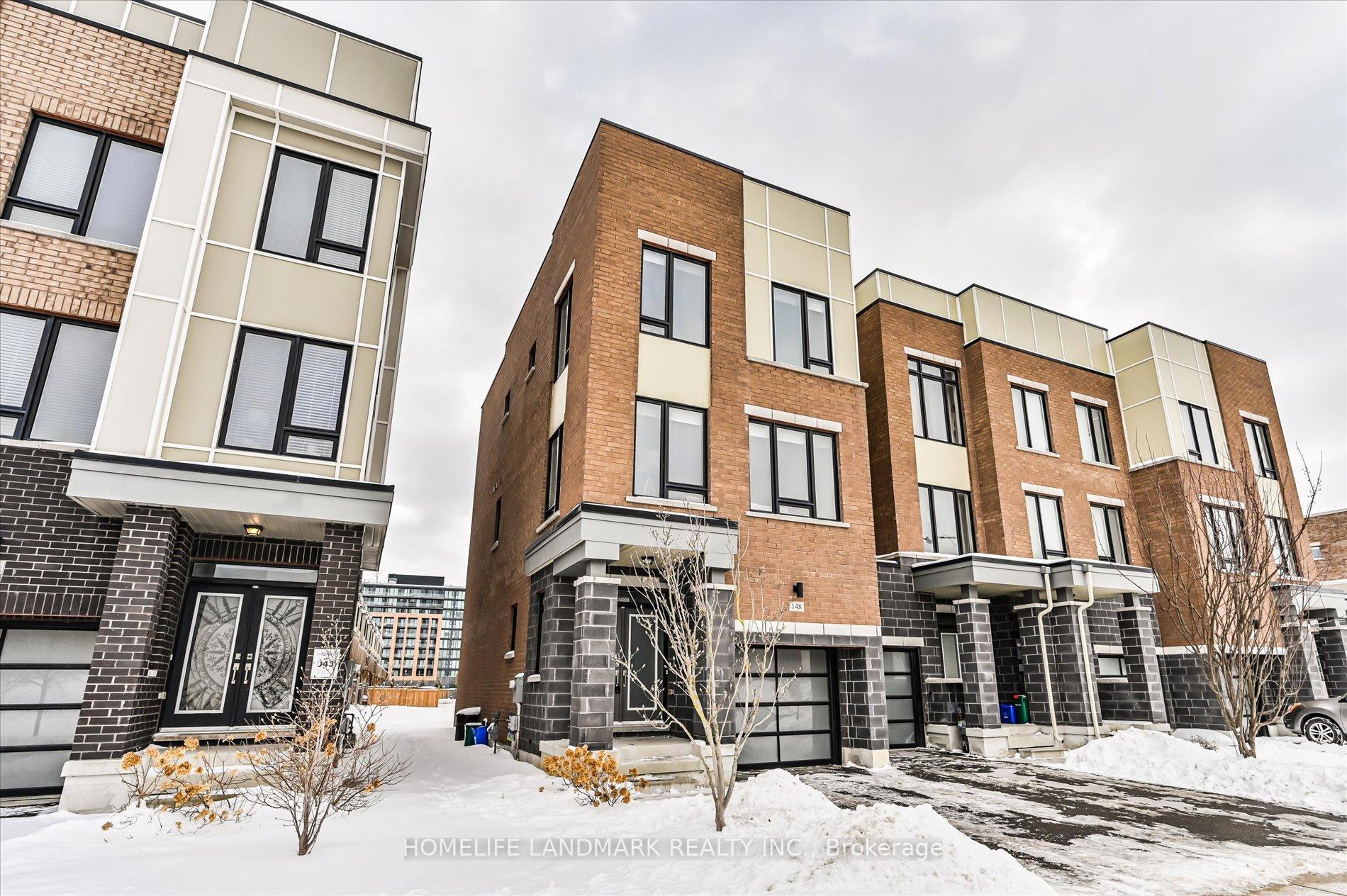 Photo 2 of 148 Salterton Circle, Vaughan, Rural Vaughan — HOMEH