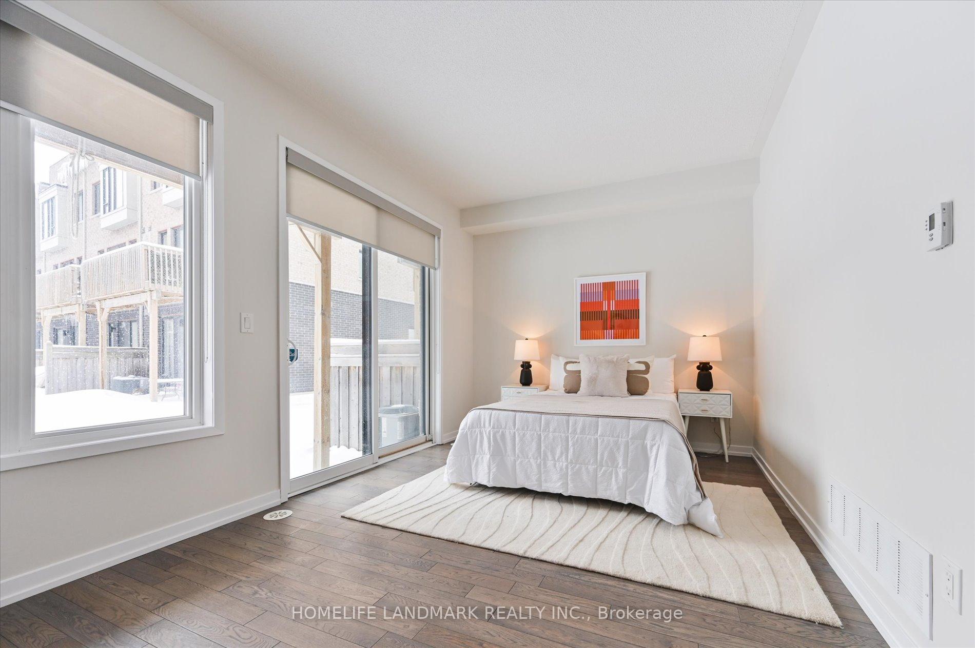 Photo 6 of 148 Salterton Circle, Vaughan, Rural Vaughan — HOMEH