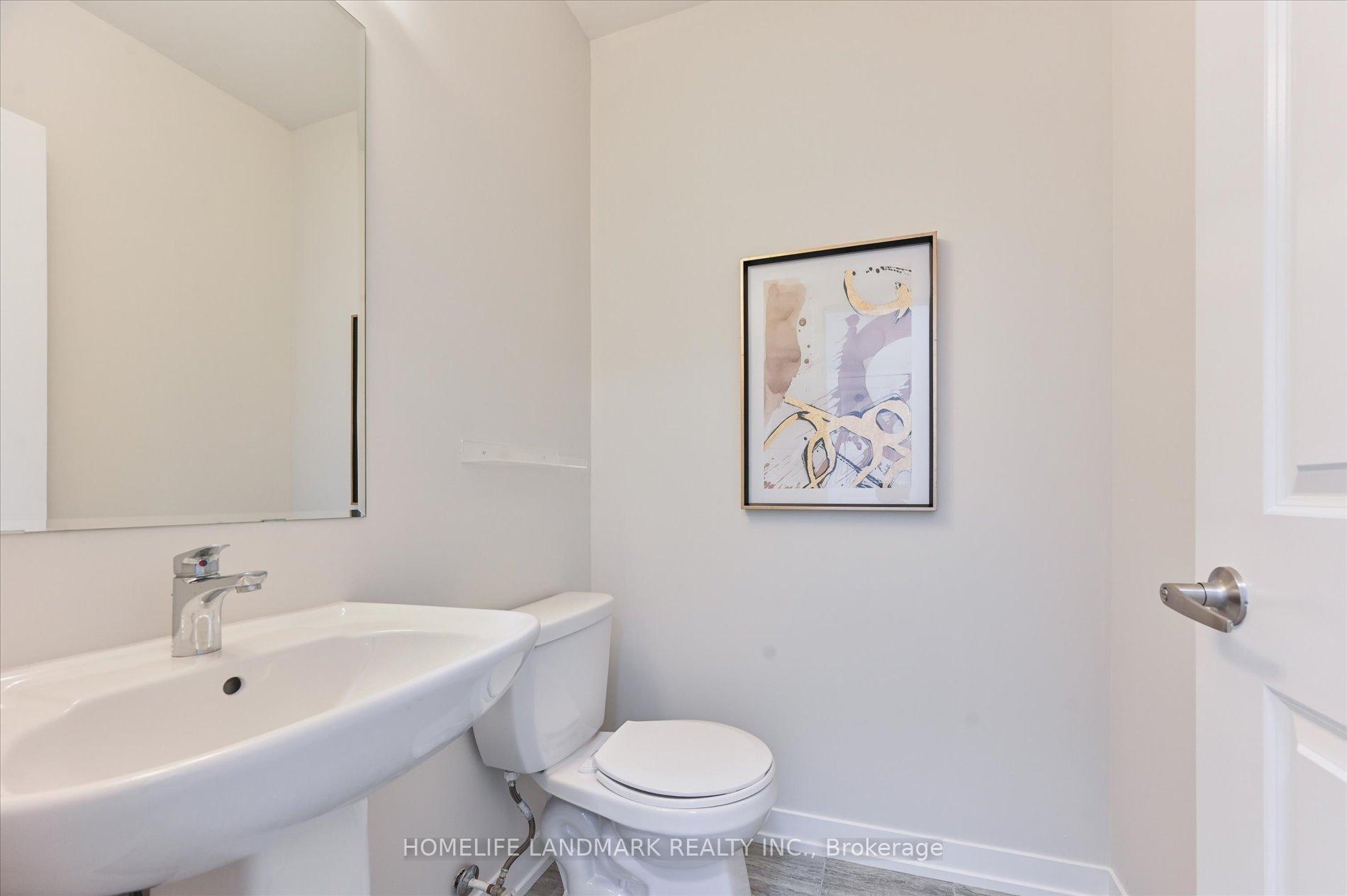 Photo 8 of 148 Salterton Circle, Vaughan, Rural Vaughan — HOMEH