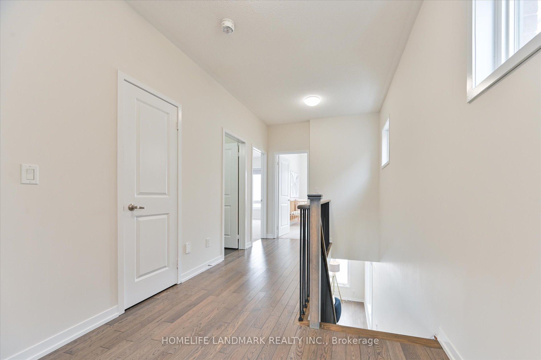 Photo 25 of 148 Salterton Circle, Vaughan, Rural Vaughan — HOMEH