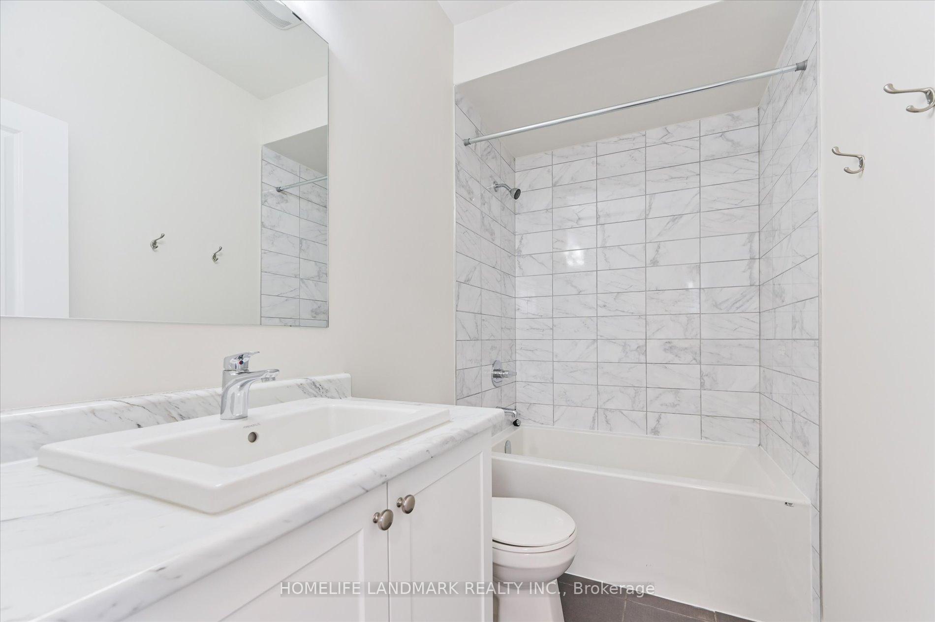 Photo 33 of 148 Salterton Circle, Vaughan, Rural Vaughan — HOMEH