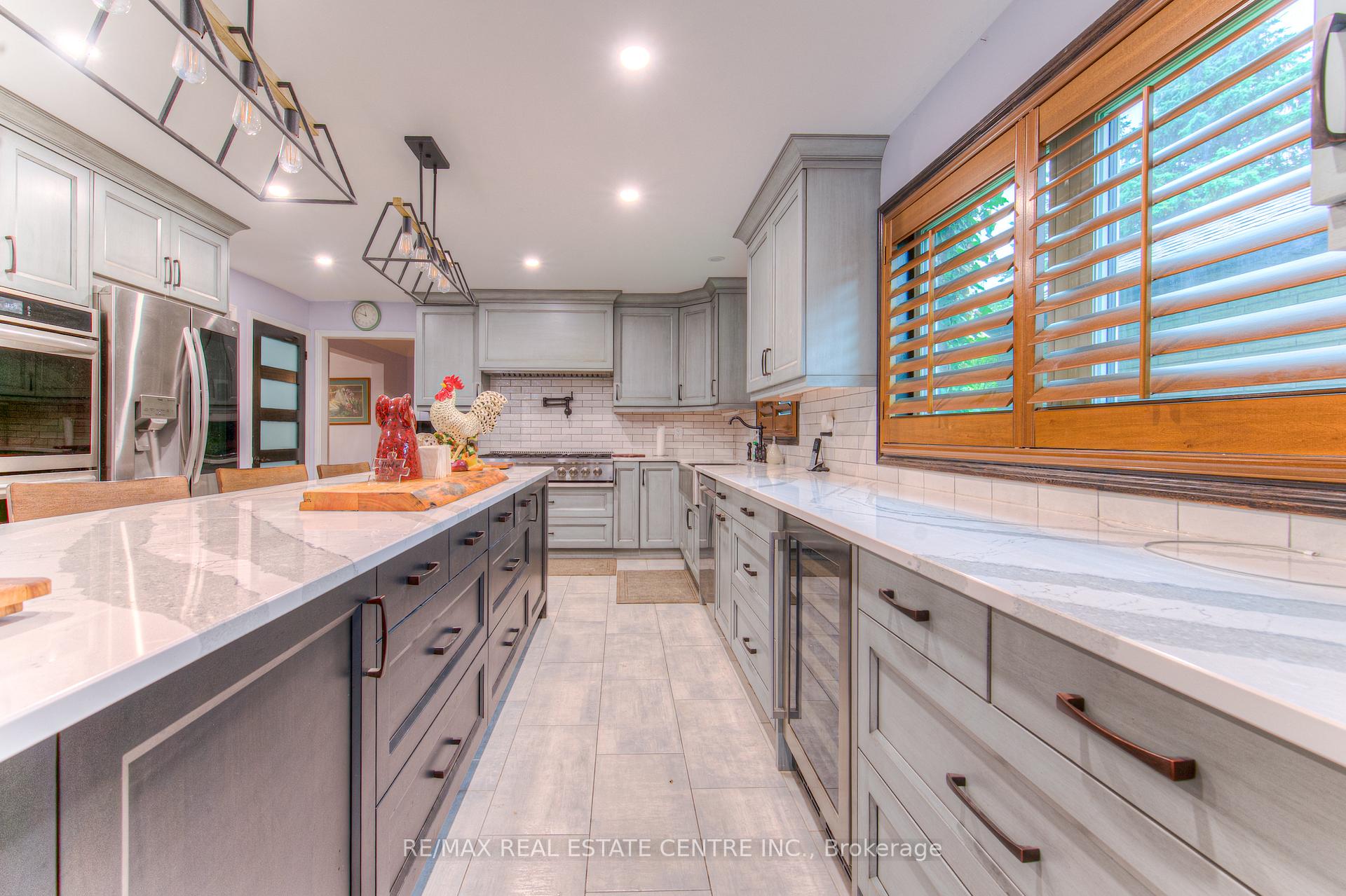Photo 14 of 310 Cavendish Drive, Hamilton, Ancaster — HOMEH