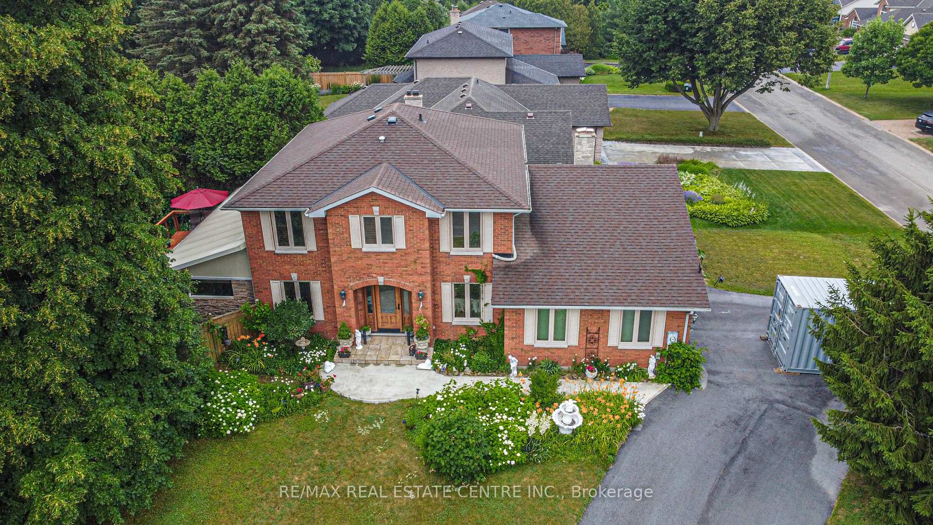 Photo 27 of 310 Cavendish Drive, Hamilton, Ancaster — HOMEH