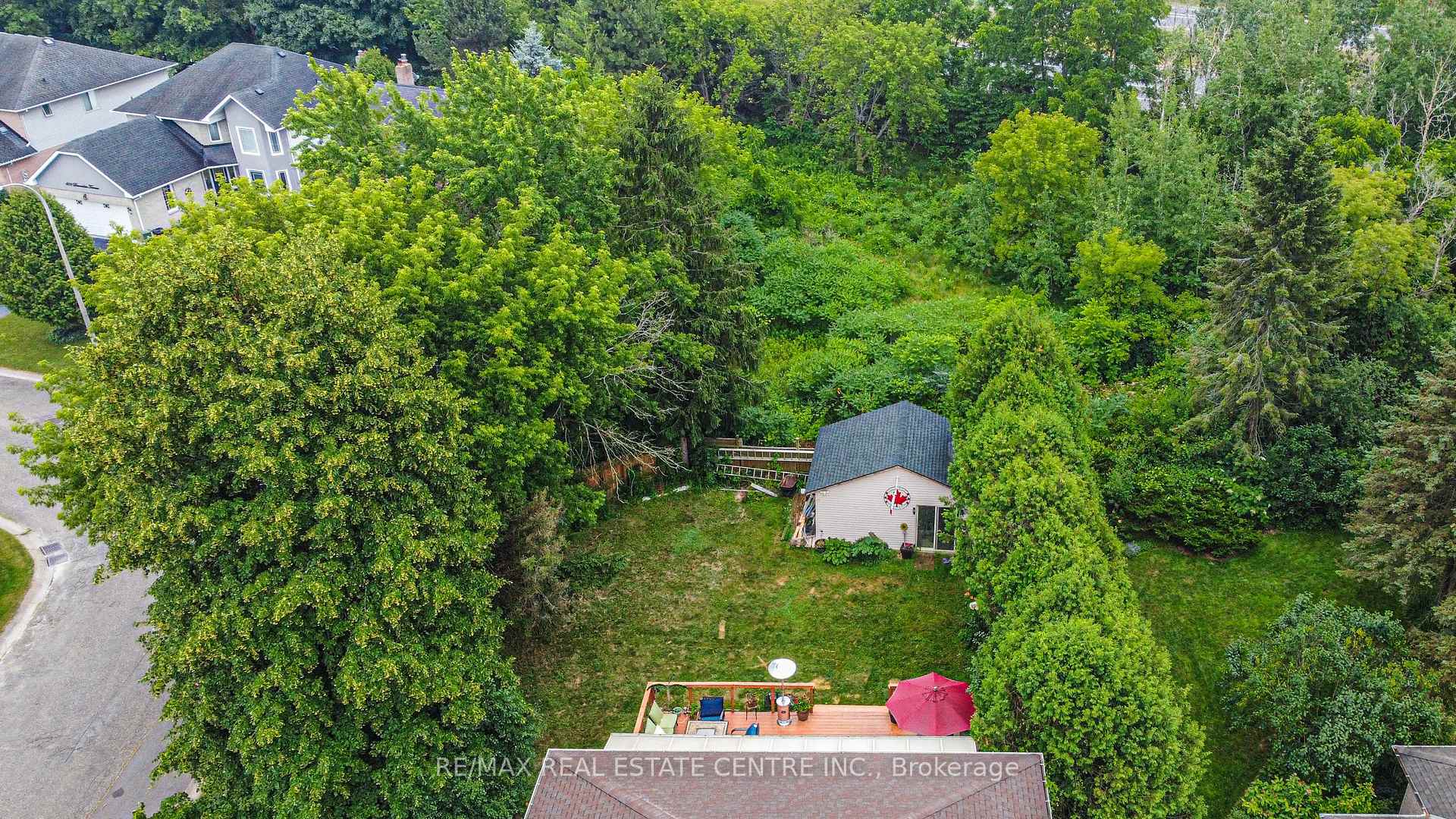 Photo 29 of 310 Cavendish Drive, Hamilton, Ancaster — HOMEH