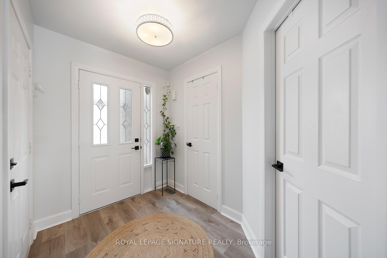 Photo 5 of 3 Blackthorn Drive, Vaughan, Maple — HOMEH