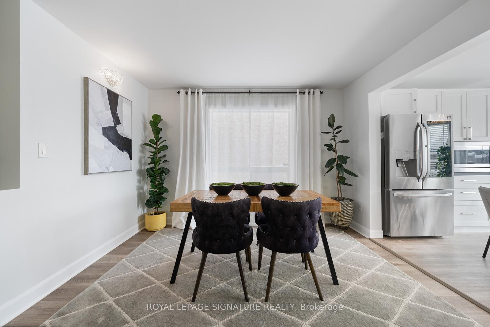 Photo 10 of 3 Blackthorn Drive, Vaughan, Maple — HOMEH